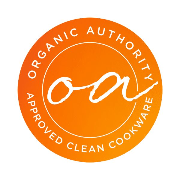 Image of Organic Authority's Seal of approval for clean cookware or PFAS free cookware which Caraway Cookware has earned through review and testing and research