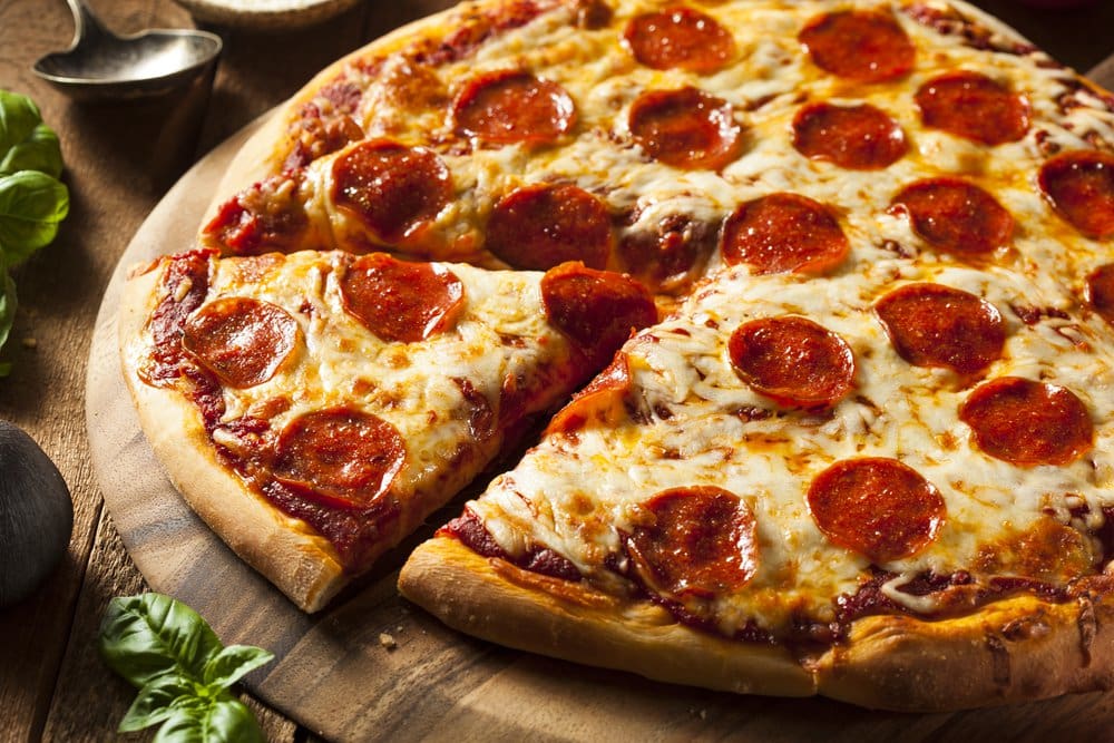 Papa John’s First Pizza Chain to Say Arrivederci to Artificial Flavors and Colors
